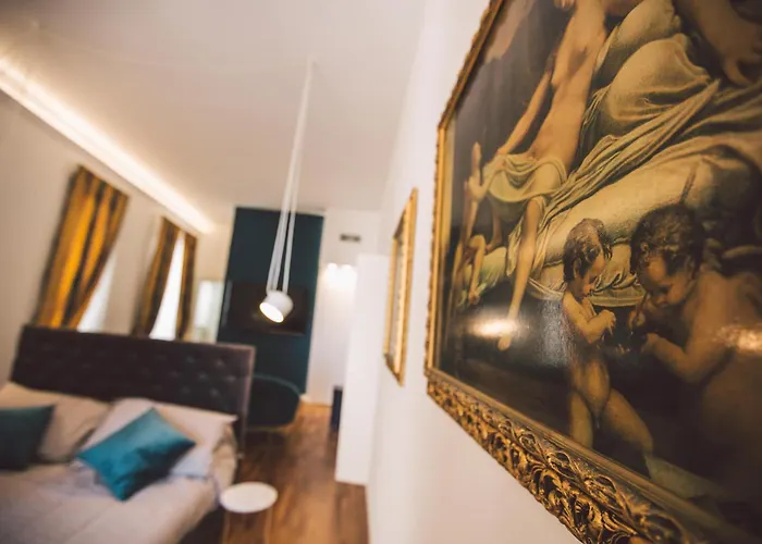 Suites Of The Royal Council